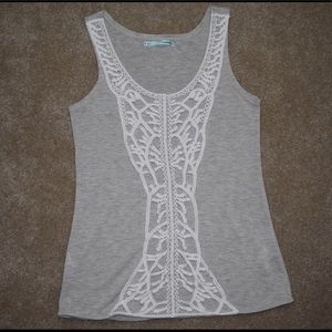 Maurice’s taupe tank